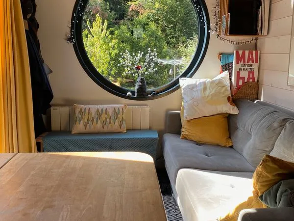 Tiny house