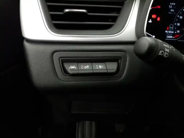 Renault Captur tce 90 techno — photo 19