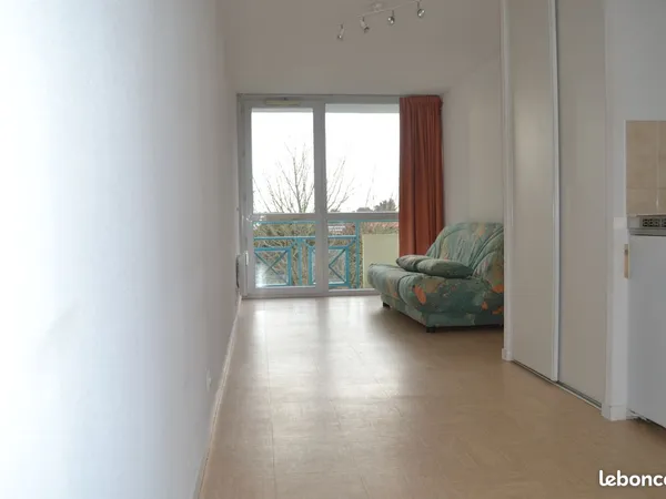 Studio meublé