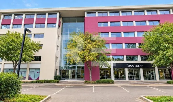 A LOUER - NÎMES - L'AXIOME | BUREAUX DE STANDING 157 M² AVEC TERRASSE