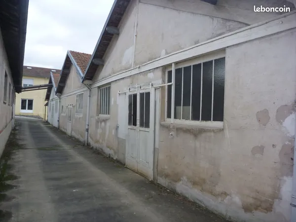 Local individuel de 145 M2