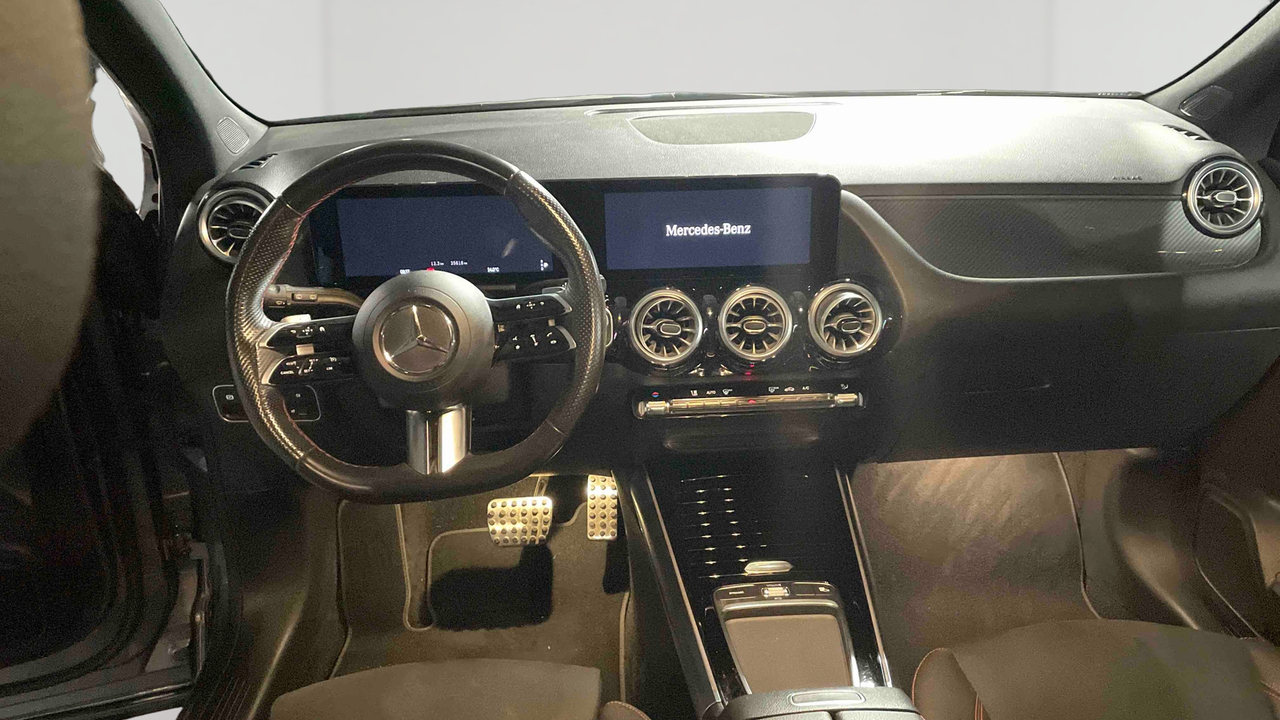 Mercedes GLA 180 d 8G-DCT — photo 9