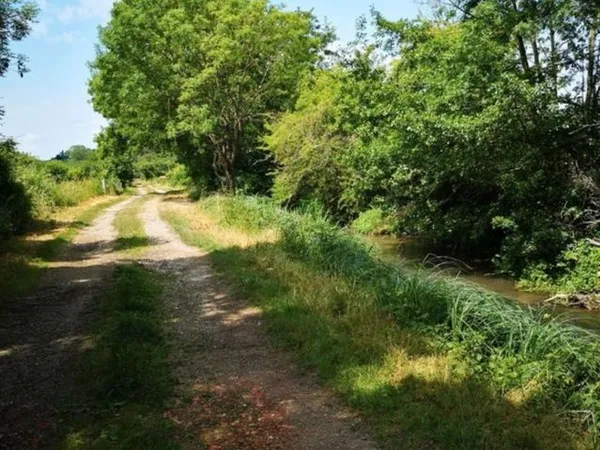 Terrain/Parcelle