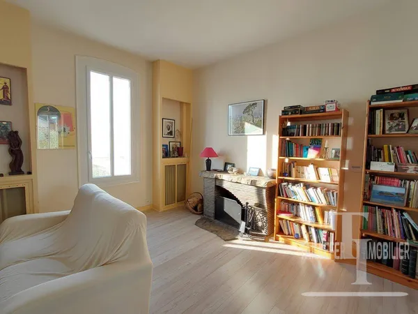 Appartement 3 pièces 132 m²