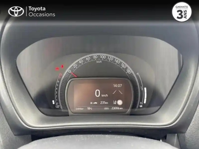 Toyota Aygo X 1.0 vvt-i 72ch dynamic my24 — photo 14
