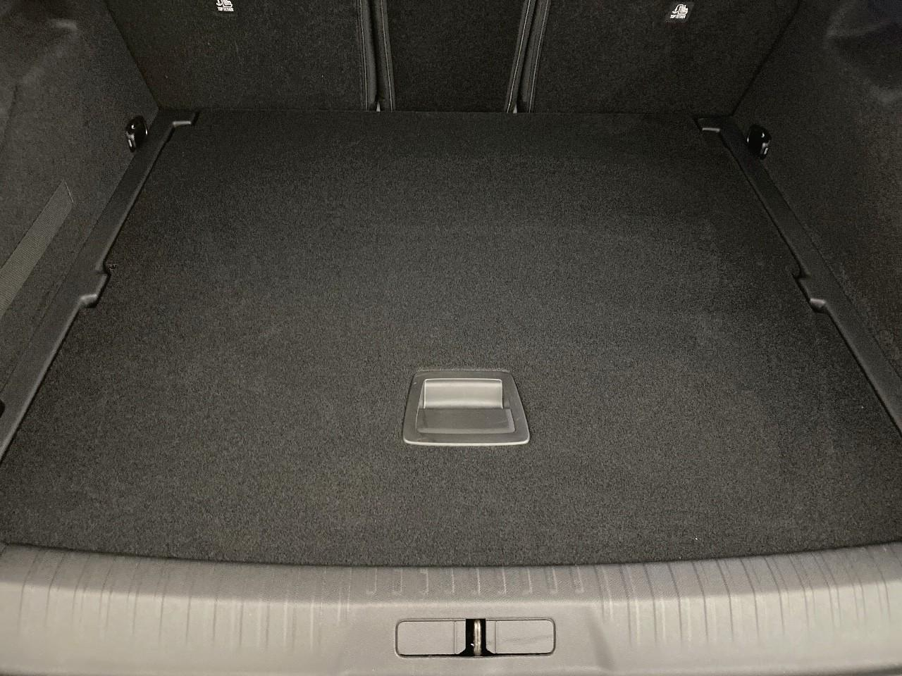 Peugeot 3008 hybrid 145 e-dcs6 gt — photo 6