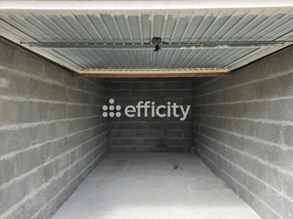 Parking 25 m²