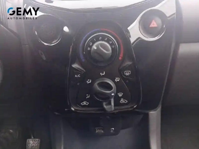 Peugeot 108 vti 72ch s&amp;s bvm5 — photo 36