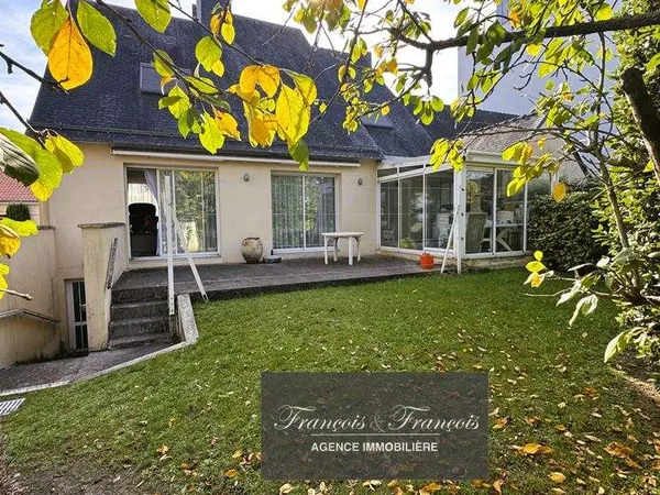 Maison 6 pièces 162 m²