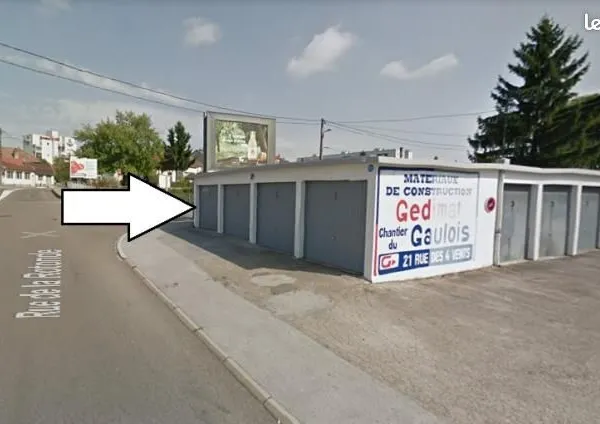 Parking/box BESANCON