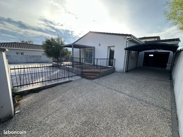 Maison à louer MONTBOUCHERS SUR JABRON