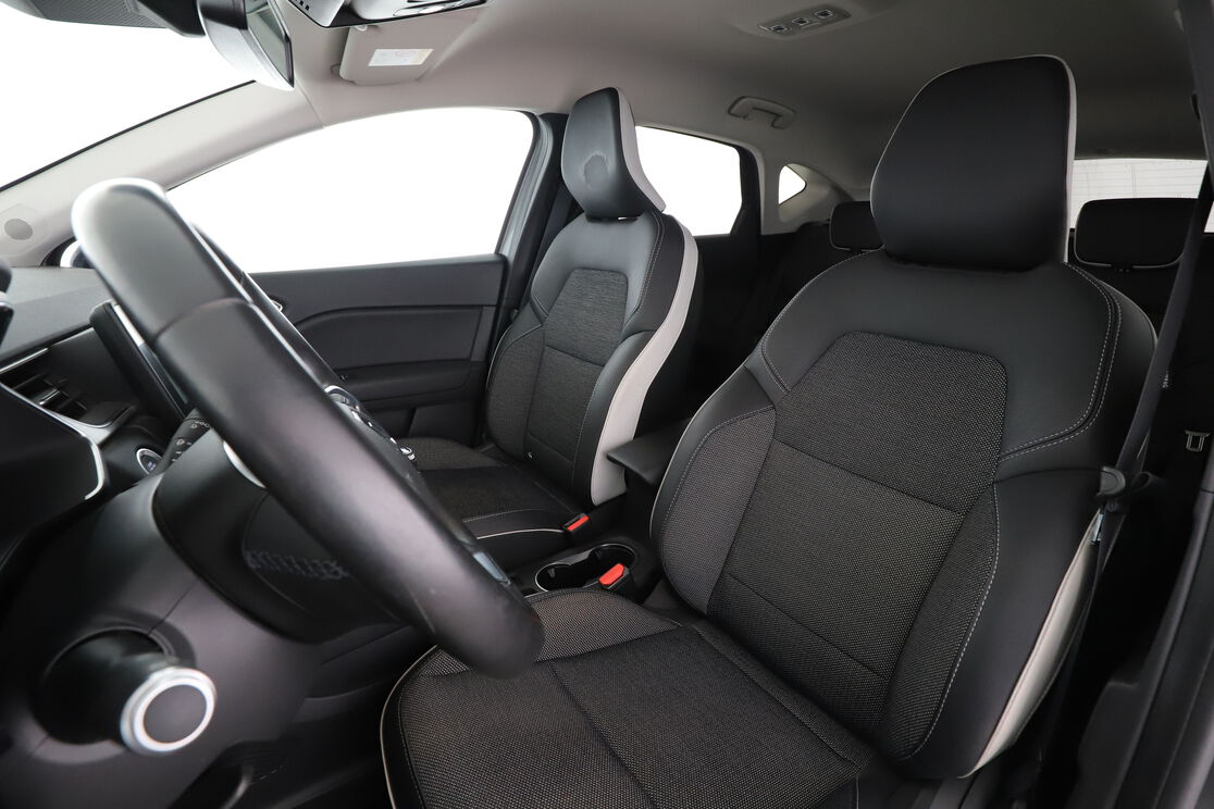 Renault Captur 1.0 TCe Exclusive — photo 9