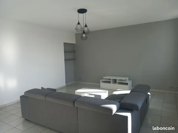 Appartement 65m2 avec place de stationnement