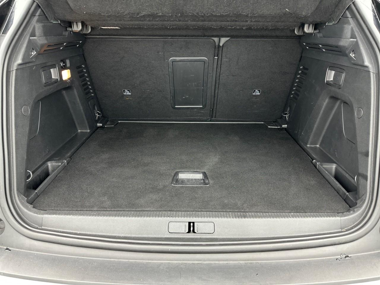 Peugeot 3008 puretech 130ch s&s eat8 gt — photo 6