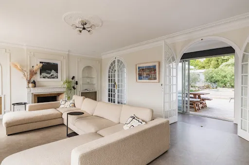 Maison 8 pièces 262 m²