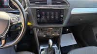 Volkswagen Tiguan 2.0 TDI 150ch R-Line DSG7 — photo 19