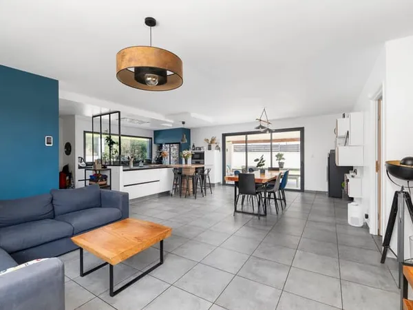 Maison 5 pièces 131 m²