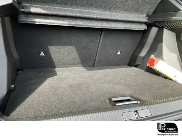 Peugeot 2008 puretech 130 s&amp;s eat8 — photo 27