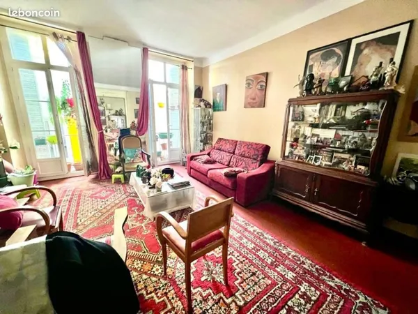 Loft 2 pièces 71 m²