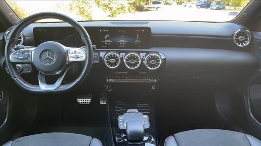 Mercedes Classe A 250e  218 8G-DCT - AMG Line – 2020 – 89248 km – Hybride rechargeable – Boîte Automatique — photo 20