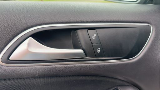 Mercedes Classe B 180 122 7G-DCT - Inspiration – 2018 – 89870 km – Essence – Boîte Automatique — photo 26