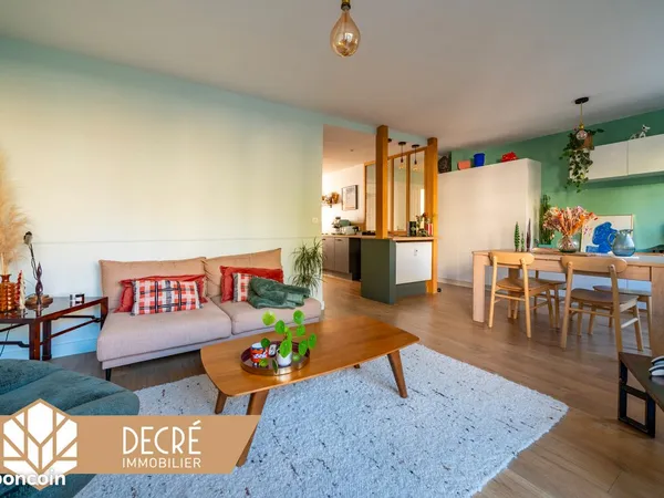 Appartement T3 (balcon + cave + Place de parking) Nantes/Canclaux