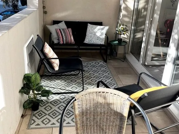 2 pièces avec terrasse et parking