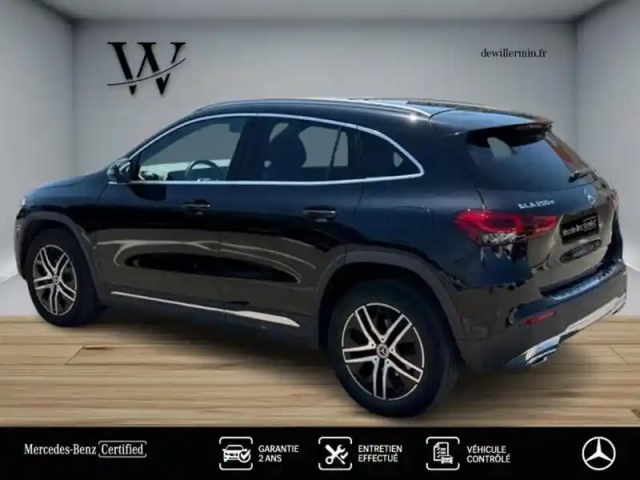 Mercedes Gla 200 d progressive line — photo 18