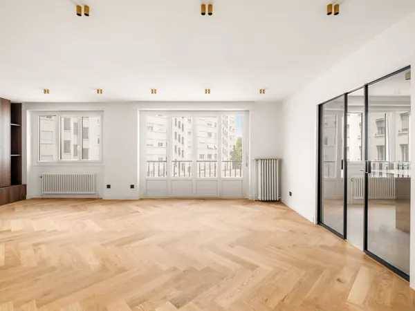 T5 entièrement rénové, 4 chambres, proche Parc de la Tête d'