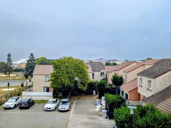 APPARTEMENT SANS AUCUN VIS A VIS + BOX EN SOUS SOL