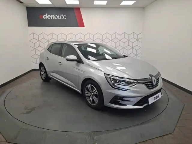 Renault Megane mégane iv berline tce 140 fap - 21n — photo 8