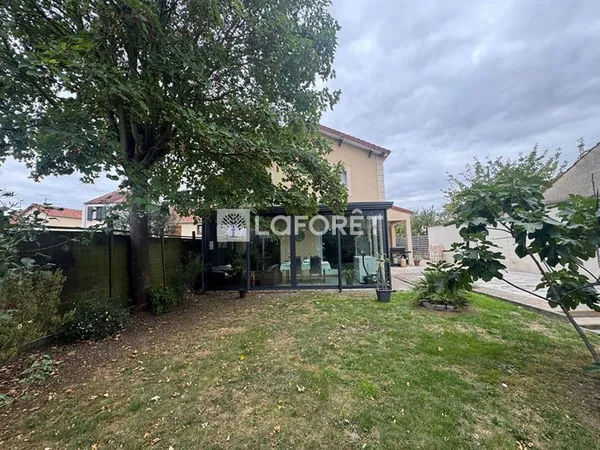 Maison 8 pièces 150 m²