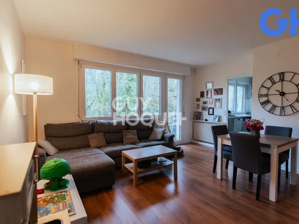 APPARTEMENT 3 PIECES DE 83.44 m² À ÉTIOLLES