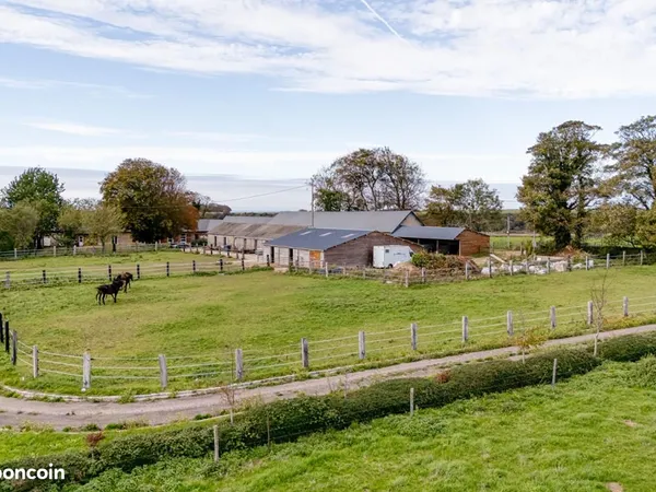 Maison 1 pièce 1 000 m²