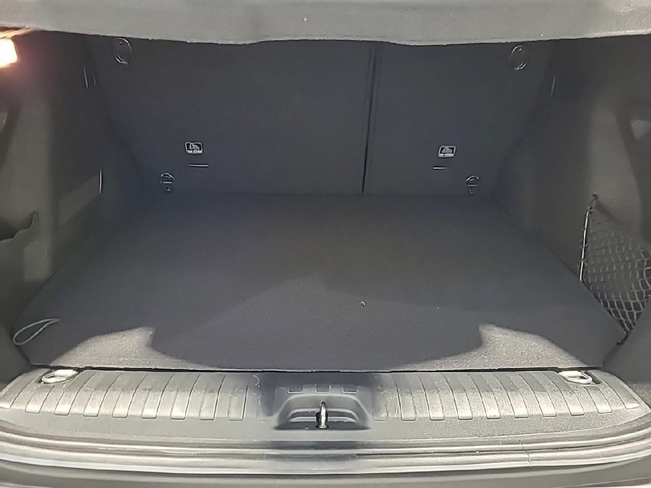 Peugeot 2008 puretech 130ch s&s eat6 allure — photo 14