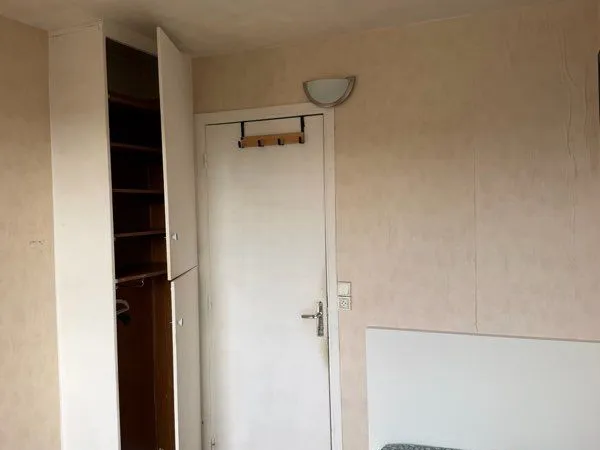 Chambre meublée au Kremlin-Bicêtre - Proche Paris, métro 14