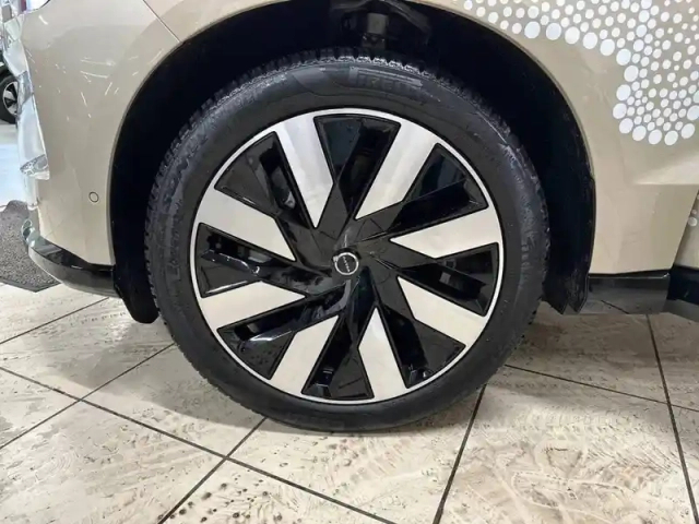 Volvo Ex90 twin performance awd 517 ch 1edt — photo 15
