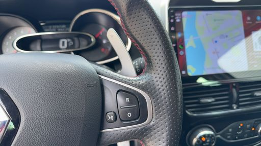 Renault Clio RS Cup 1.6 Turbo 200 EDC6 - N/A – 2018 – 114491 km – Essence – Boîte Automatique — photo 23