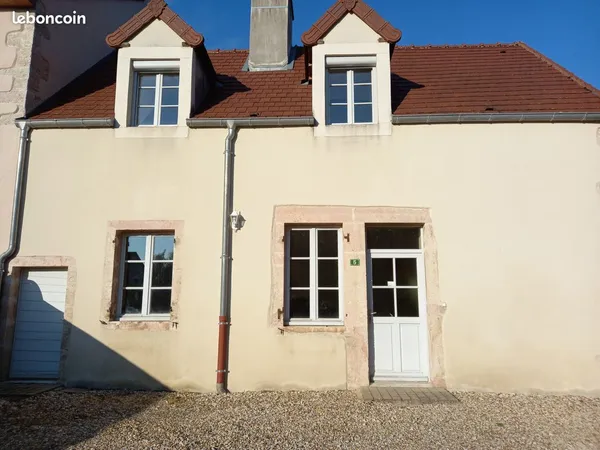 QUINCEY - Maison à 3 Km Nuits St Georges et A31