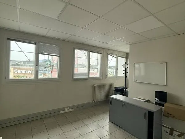 Bureaux 360 m² MALEMORT