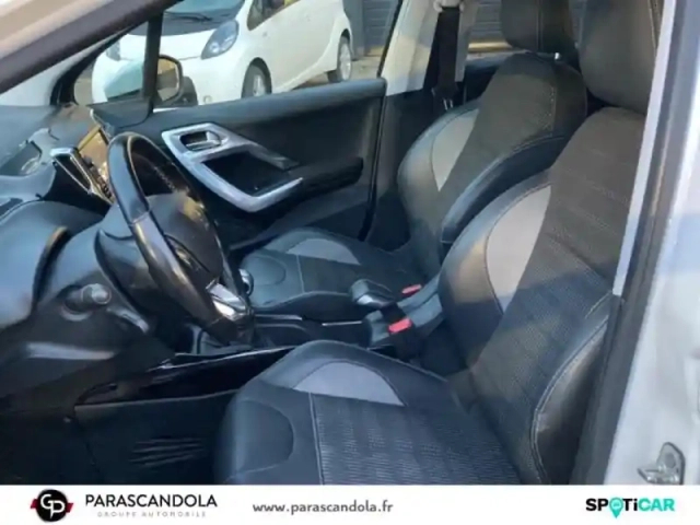 Peugeot 2008 1.2 puretech 130ch e6.c allure s&amp;s — photo 9