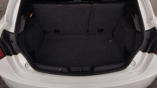 Alfa Romeo Giulietta 2.0 JTDm 140 - Distinctive – 2012 – 121144 km – Diesel – Boîte Manuelle — photo 24