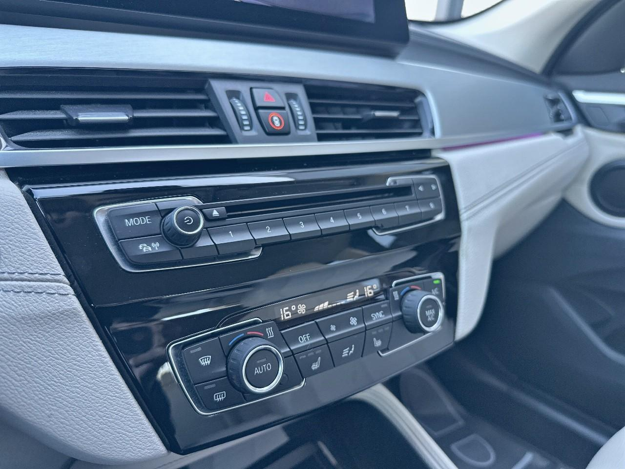 Bmw X1 sdrive18da 150ch business design — photo 24