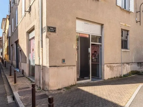 Local d'activité 43 m²