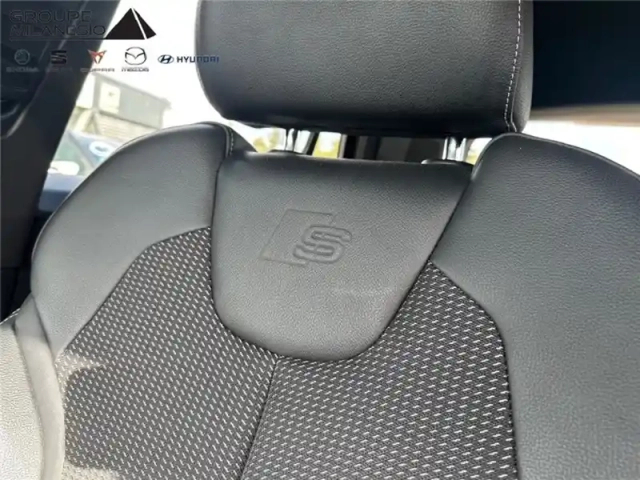Audi Q2 35 tdi 150 s tronic 7 — photo 21