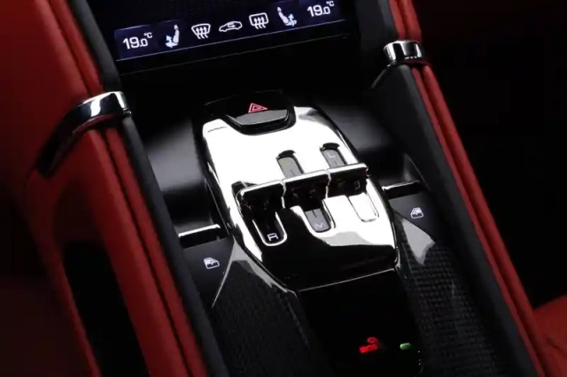 Ferrari Roma v8 4.0 620ch — photo 33