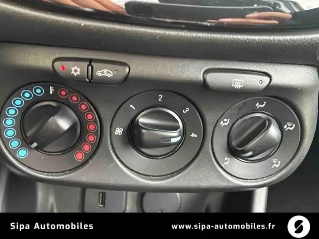 Opel Corsa 1.4 turbo 100 ch — photo 17