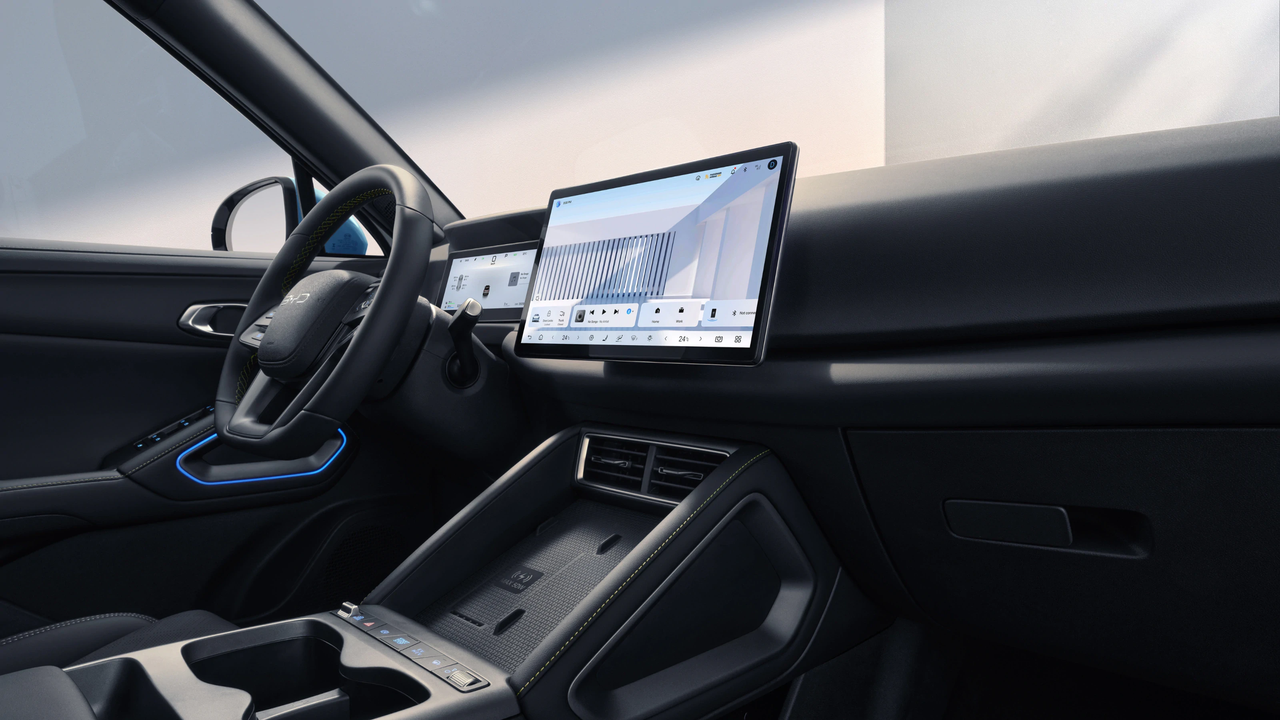 BYD Atto 2 1.5 DM-i — photo 6