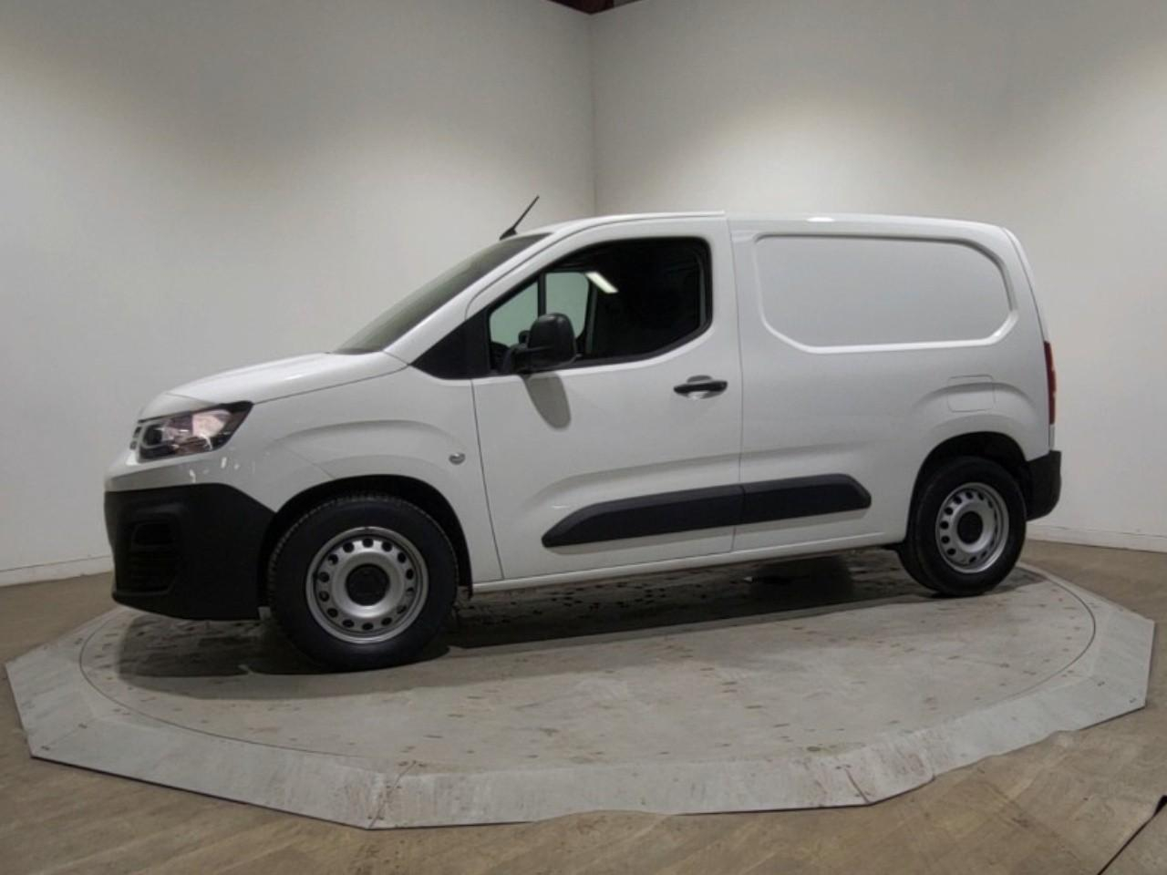 Citroën Berlingo van m 650 puretech 110 s&s bvm6 club — photo 2