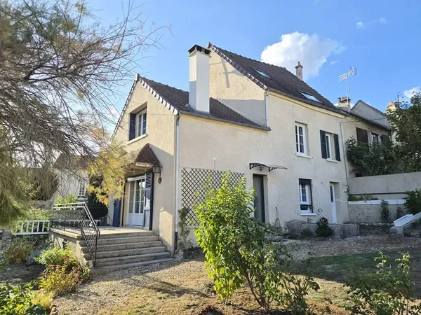 MAISON EN VENTE À LA FERTÉ-SOUS-JOUARRE SUR TERRAIN DE 516 M²